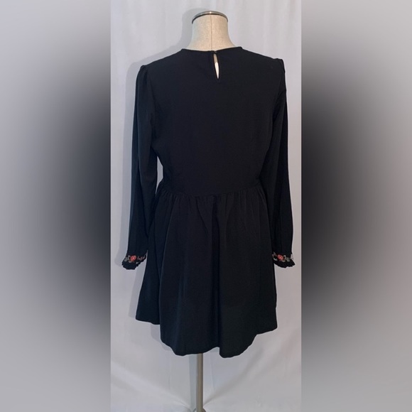 NEW Embroidered H&M Divided Mini Dress, Med, Floral Loose Shift, Black Midi - Picture 12 of 16